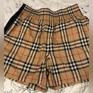 BURBERRY WOMEN SHORTS